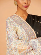 Elegant Shawl Wool Blend with Jaal Pattern in White