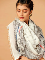 Casual Scarf with Jacquard Pattern in Multi
