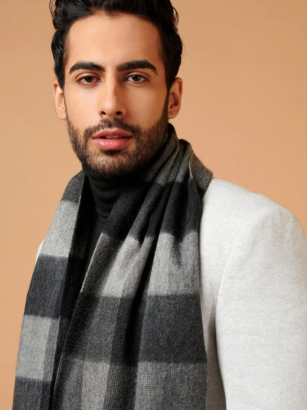 Chic Cashmere Stole in Multi