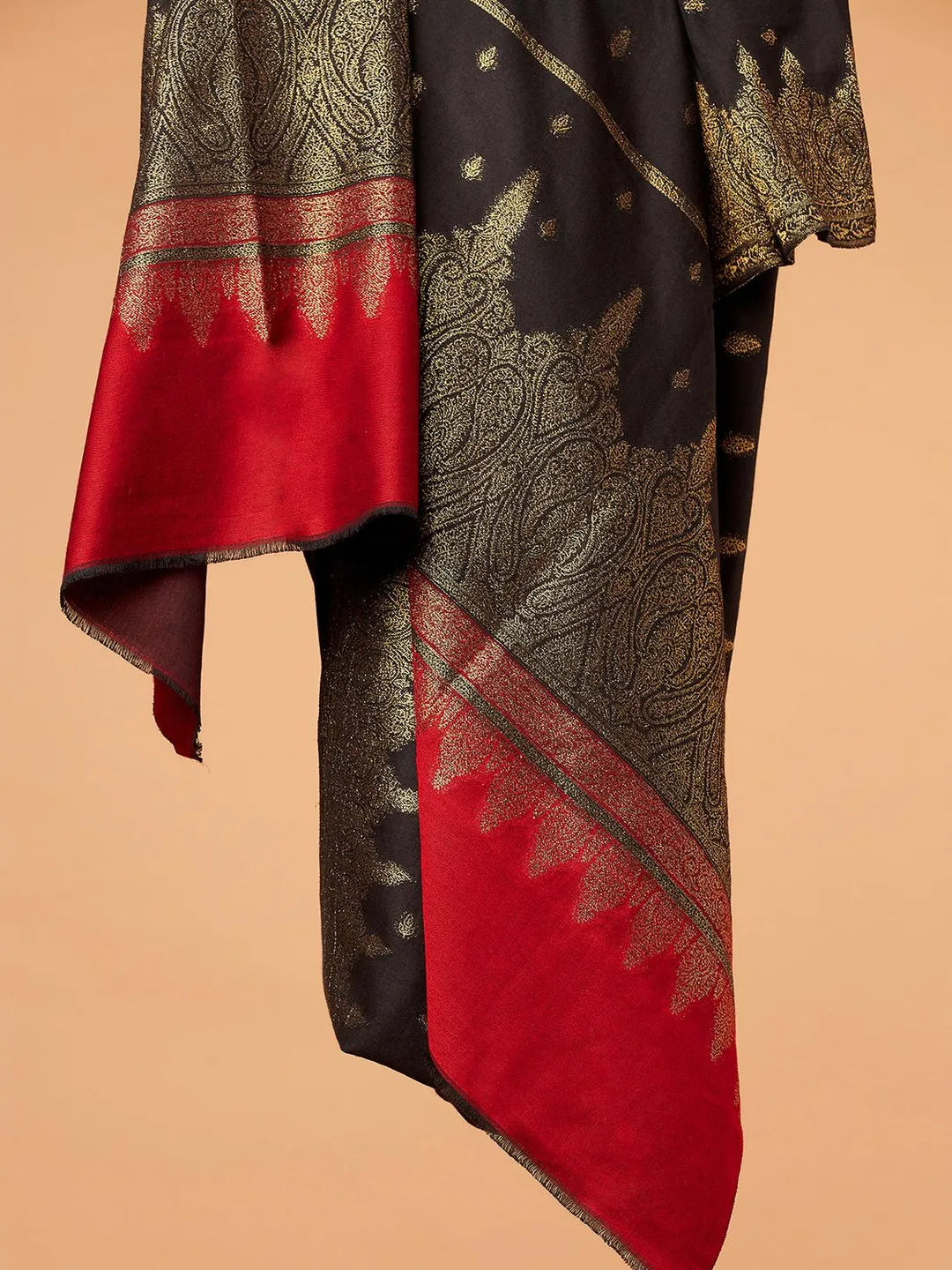 Elegant Shawl Wool Blend with Kaani Pattern in Multi