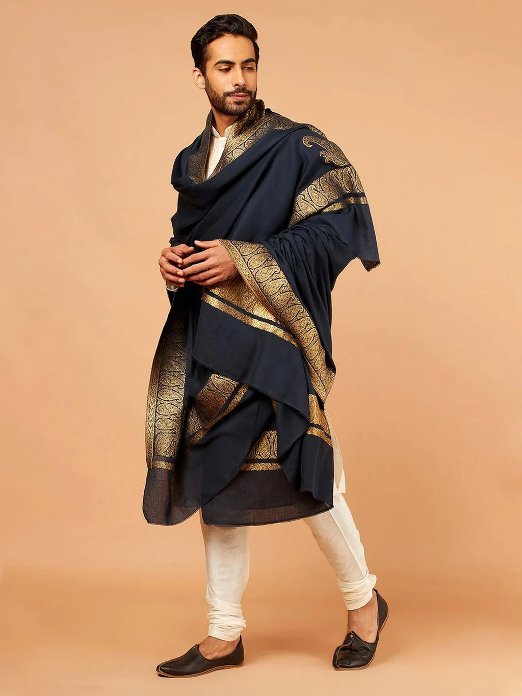 Elegant Shawl Wool Blend with Kaani Pattern in Navy Blue