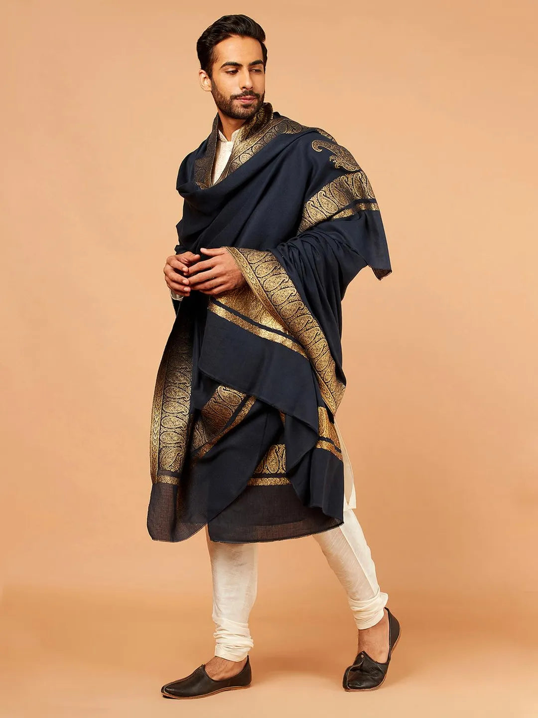 Elegant Shawl Wool Blend with Kaani Pattern in Navy Blue