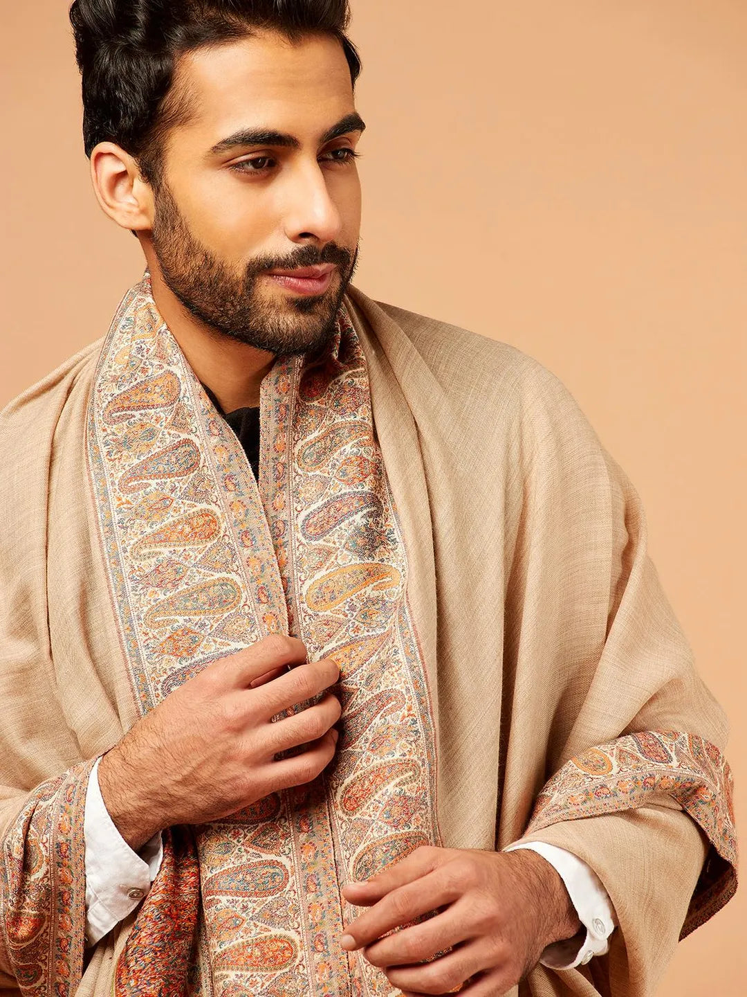 Elegant Shawl Wool Blend with Kaani Pattern in Multi