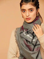 Chic Stole with Dobby Pattern in Grey