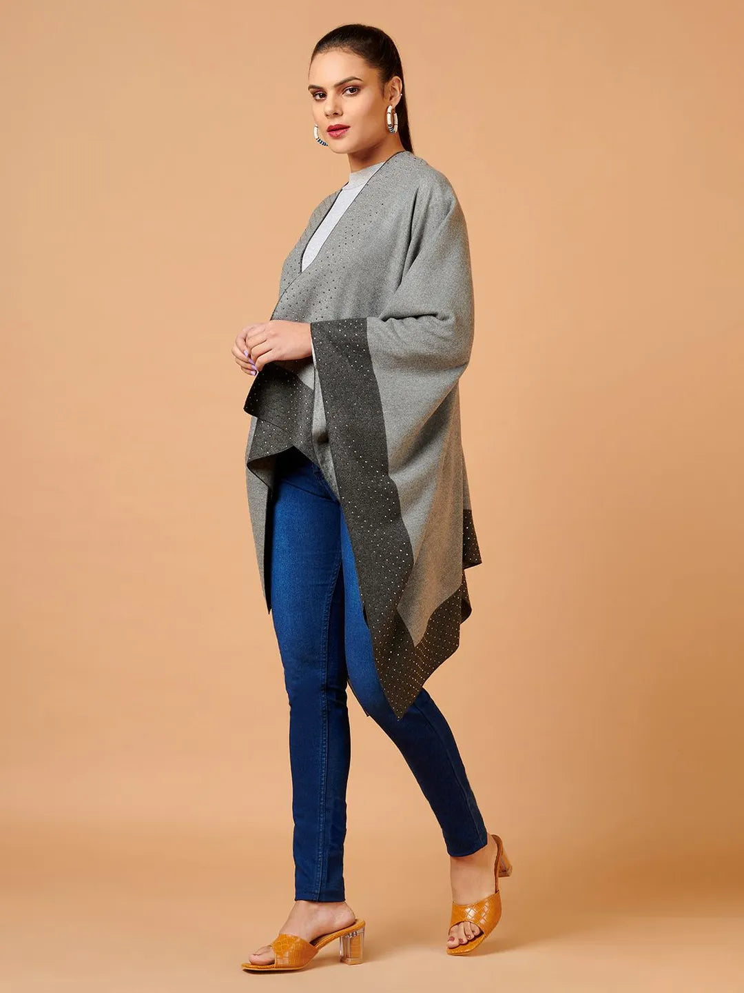 Comfort-Fit Poncho with Ponchu Pattern in Multi