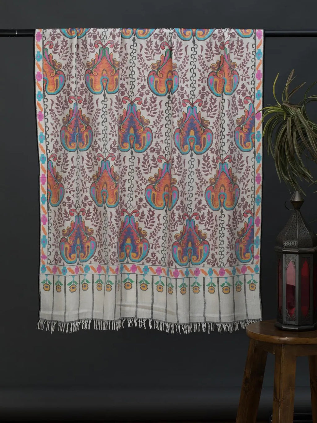 Elegant Handloom Pashmina Shawl in White