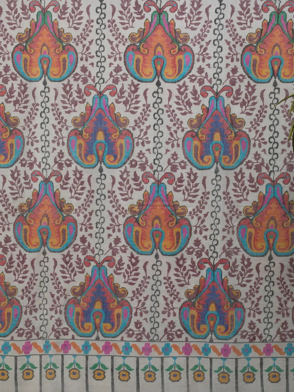 Elegant Handloom Pashmina Shawl in White