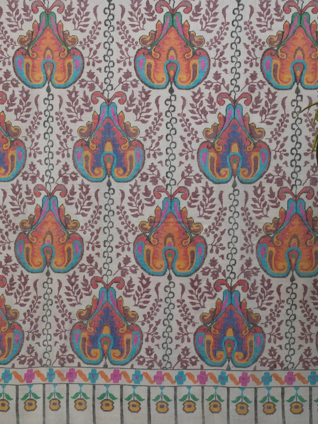 Elegant Handloom Pashmina Shawl in White