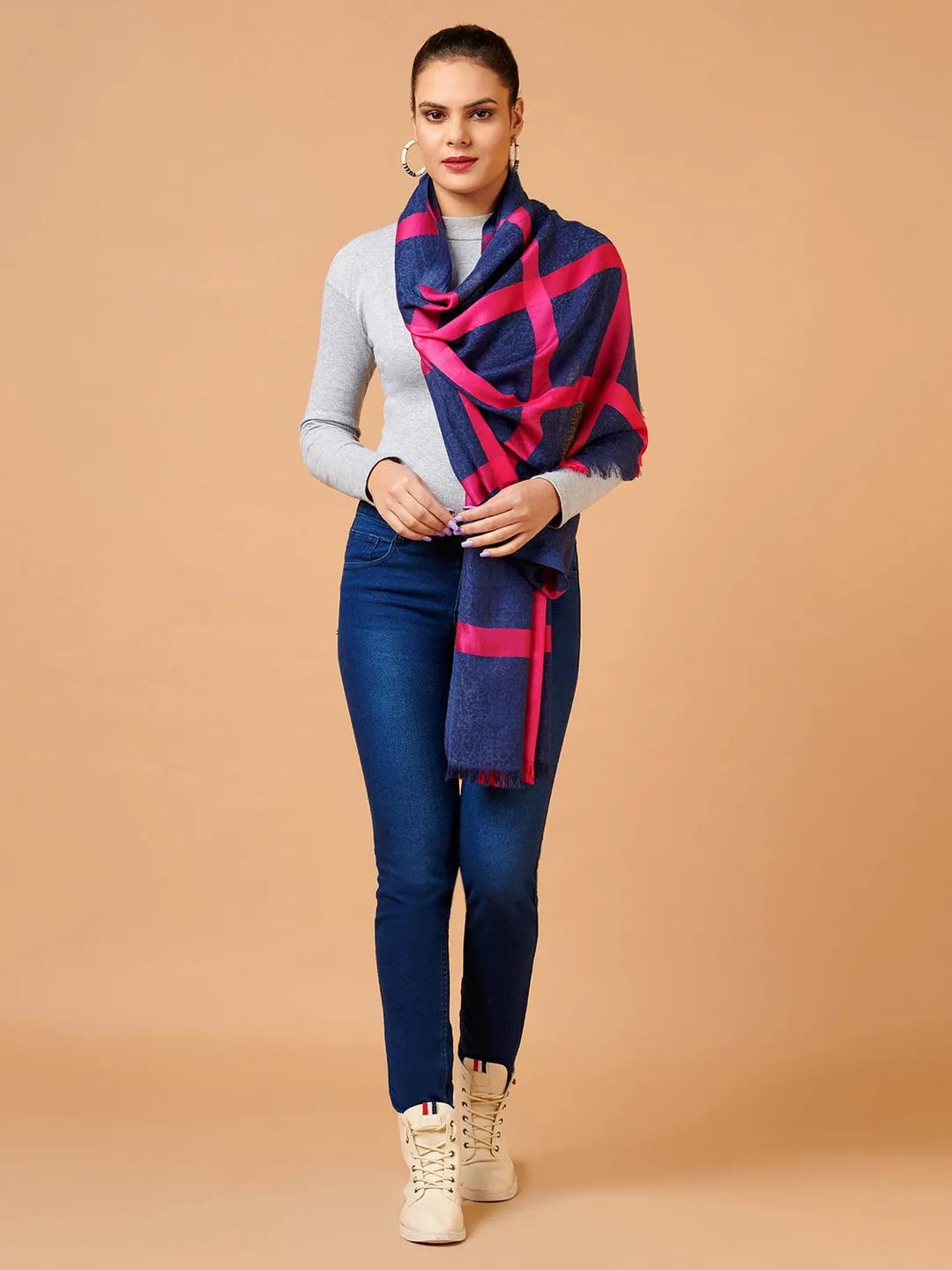 Chic Stole Wool Blend with Dobby Pattern in Blue