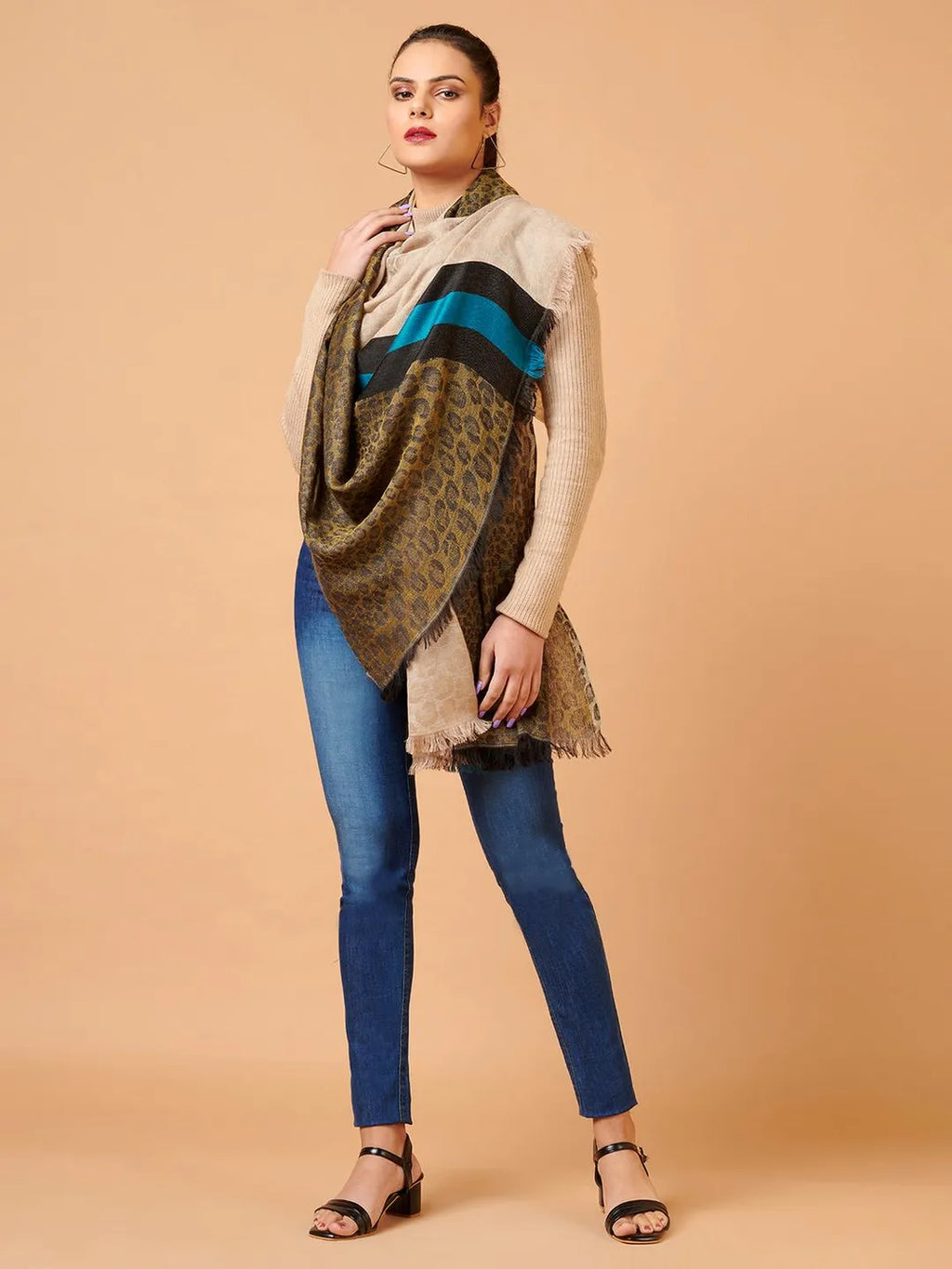 Classic Shawl Wool Blend with Dobby Pattern in Multi