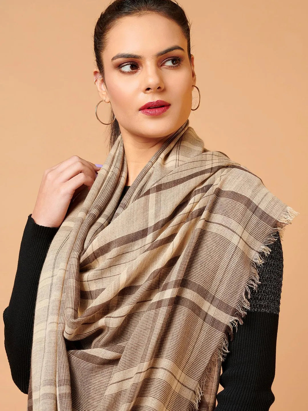 Elegant Shawl Wool Blend with Dobby Pattern in Multi