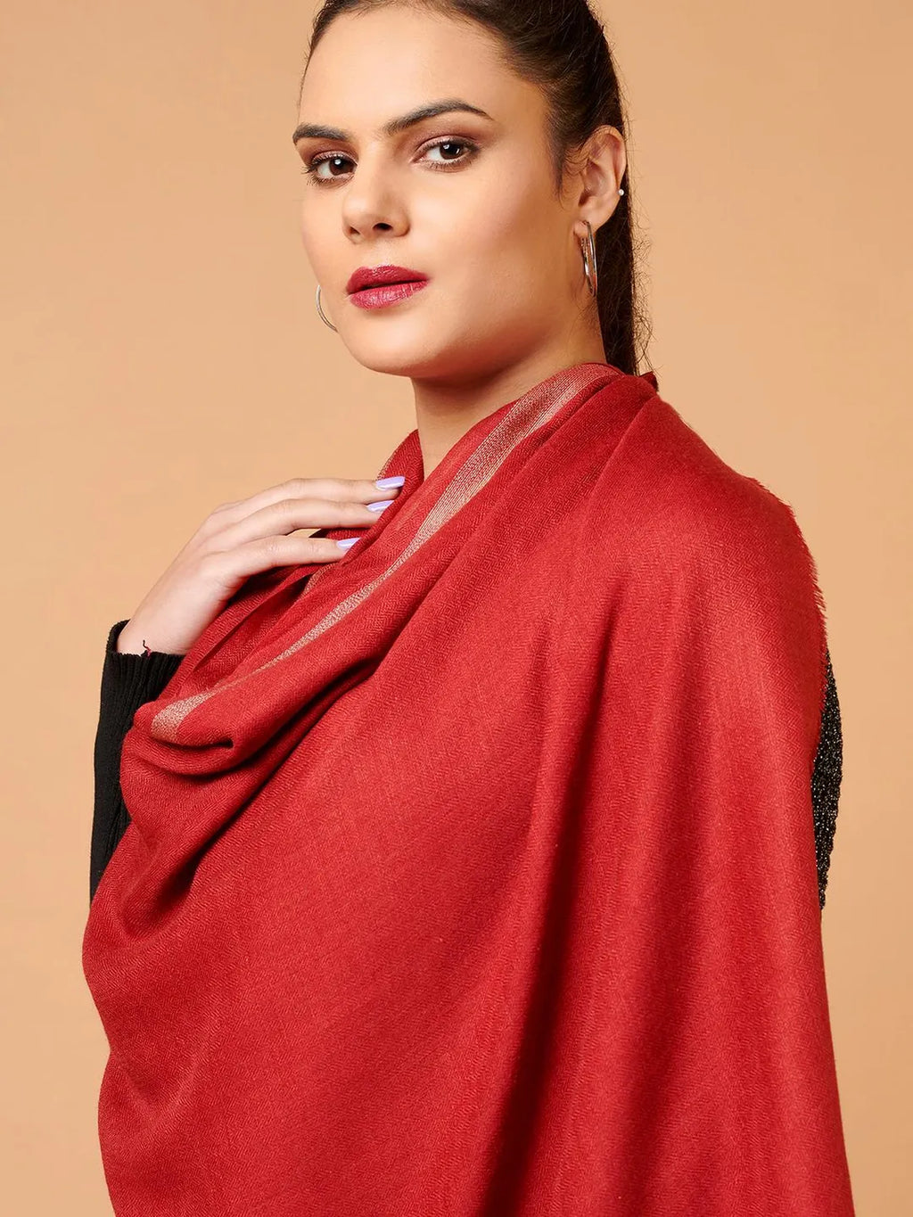 Chic Stole Wool Blend with Dobby Pattern in Red