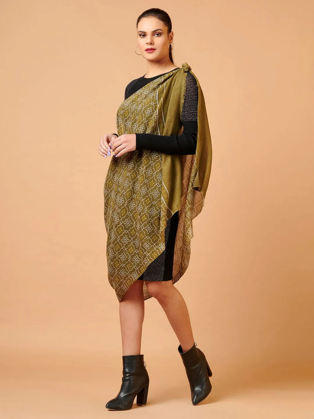 Elegant Stole Wool Blend with Printed Pattern in Multi