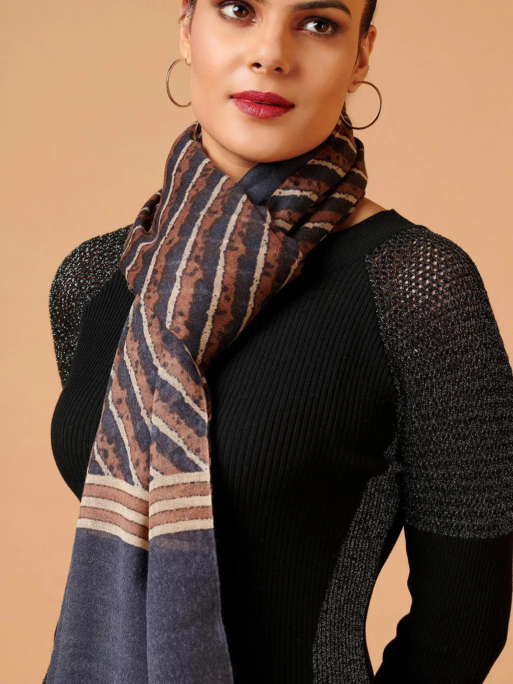 Elegant Stole Wool Blend with Printed Pattern in Multi