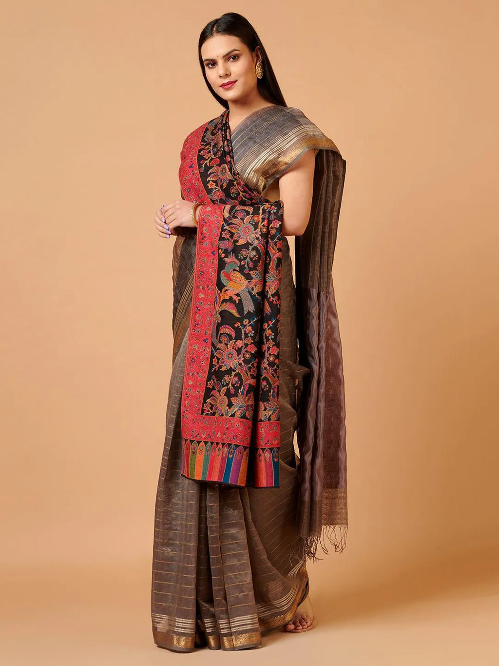 Classic Shawl Wool Blend with Kaani Pattern in Black