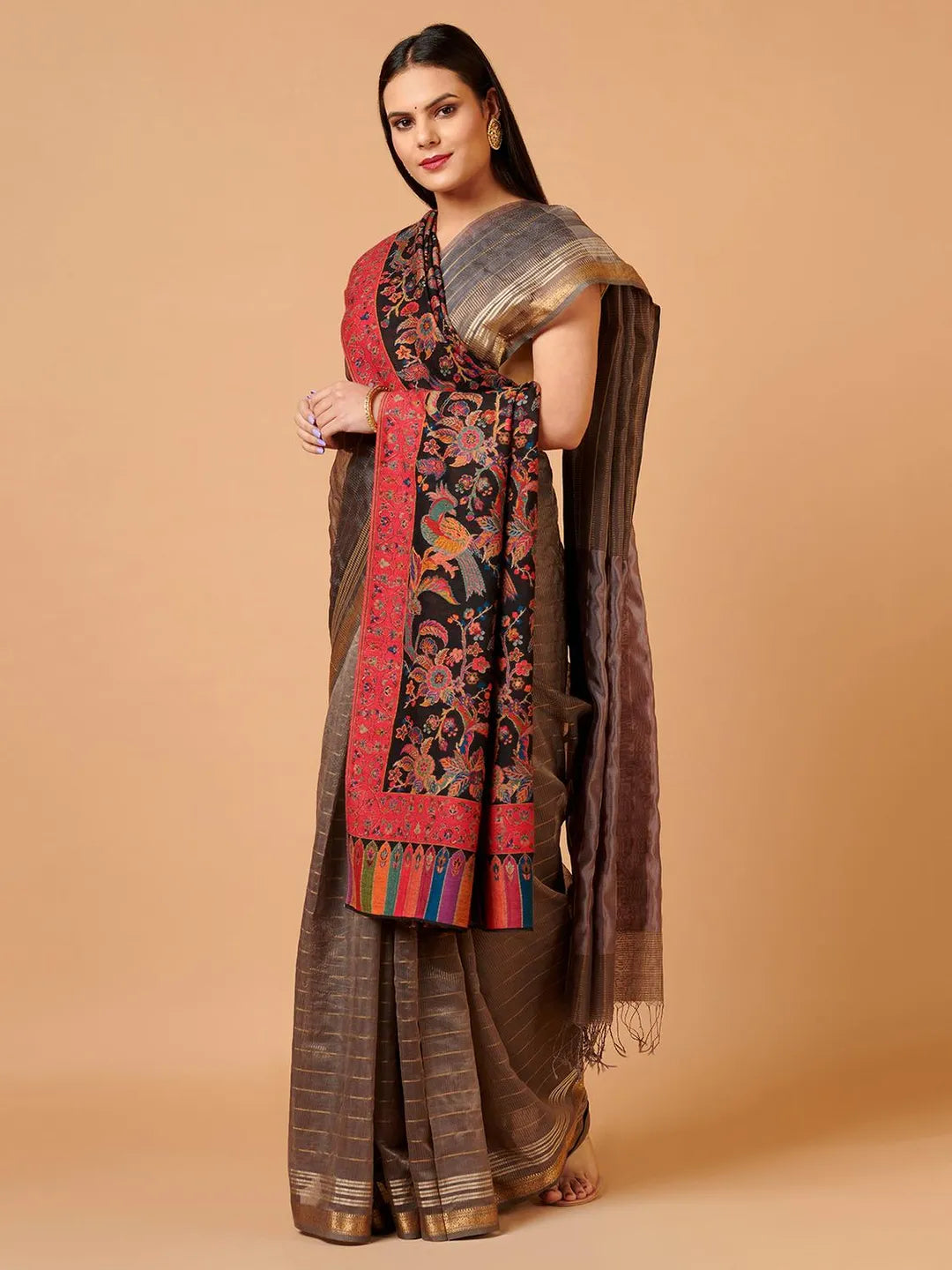 Classic Shawl Wool Blend with Kaani Pattern in Black