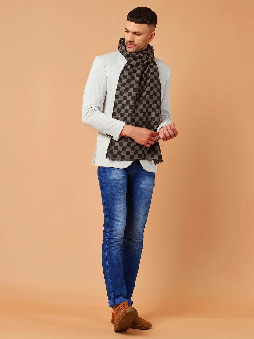 Classic Style Cashmere Muffler in Black & Grey