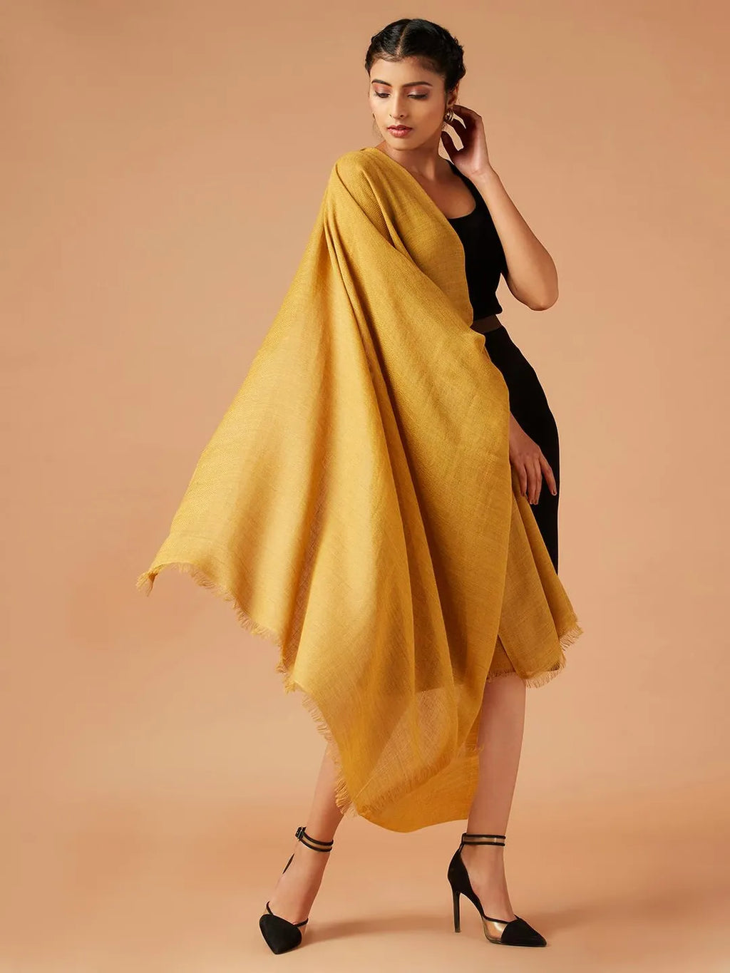 Casual Scarf with Dobby Pattern in Yellow