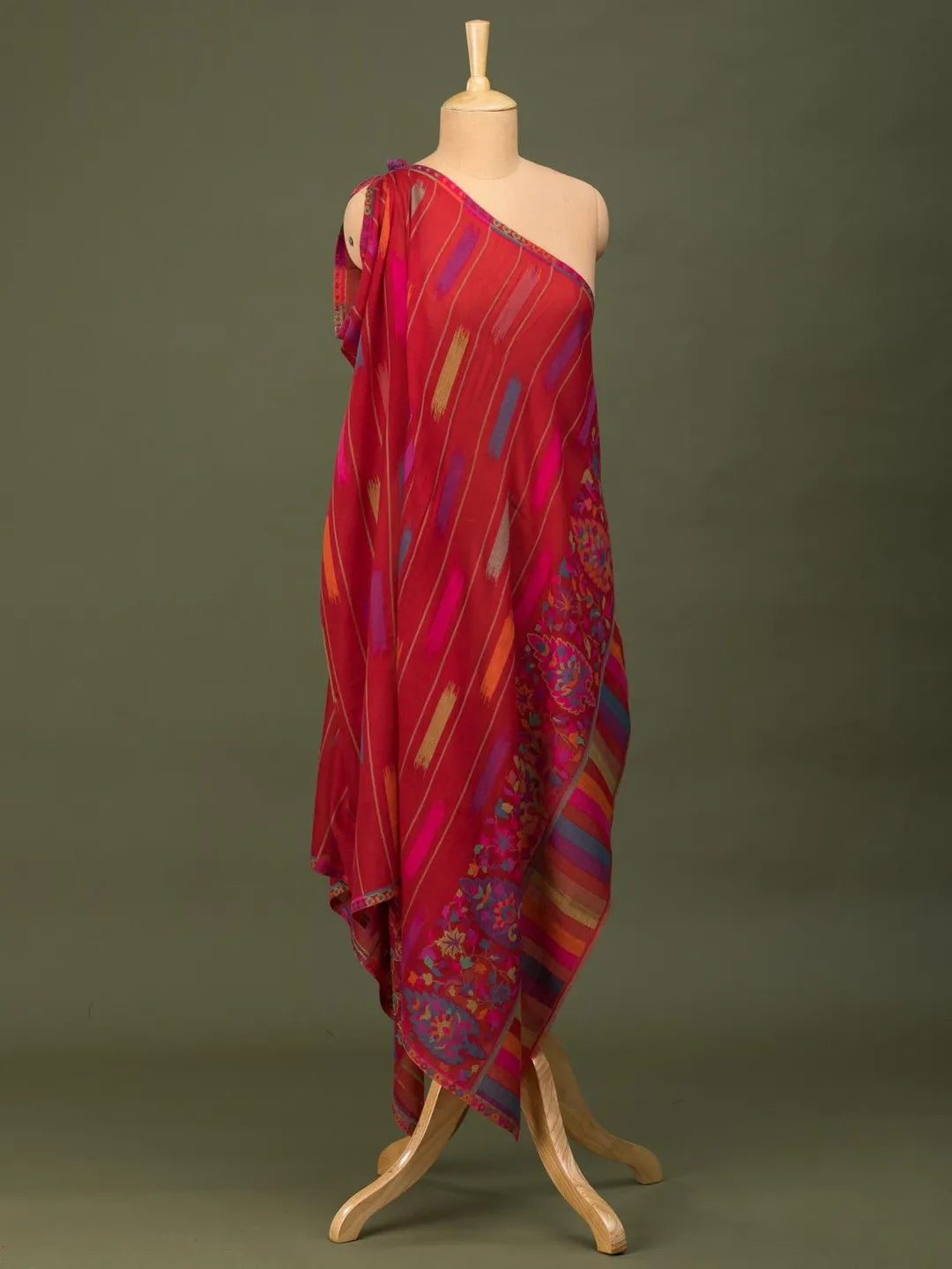 Classic Shawl Wool Blend with Kaani Pattern in Red