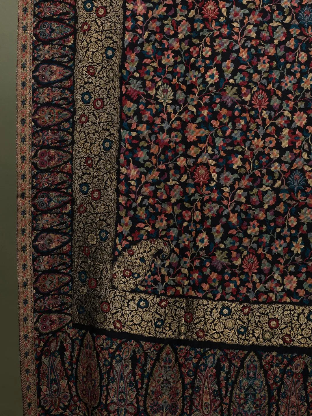 Classic Shawl Wool Blend with Kaani Pattern in Black