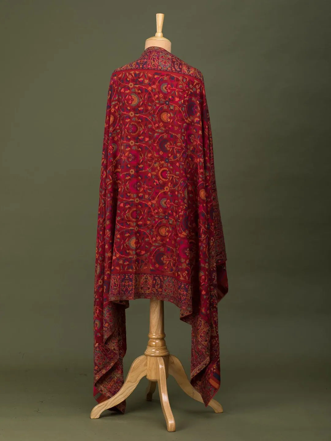 Elegant Shawl Wool Blend with Kaani Pattern in Red