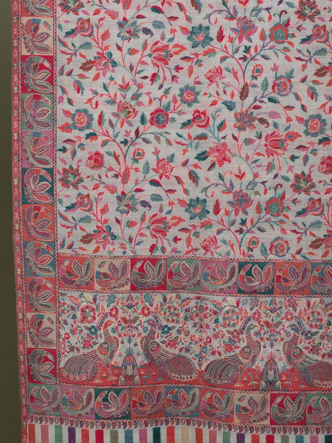 Elegant Shawl Wool Blend with Kaani Pattern in White