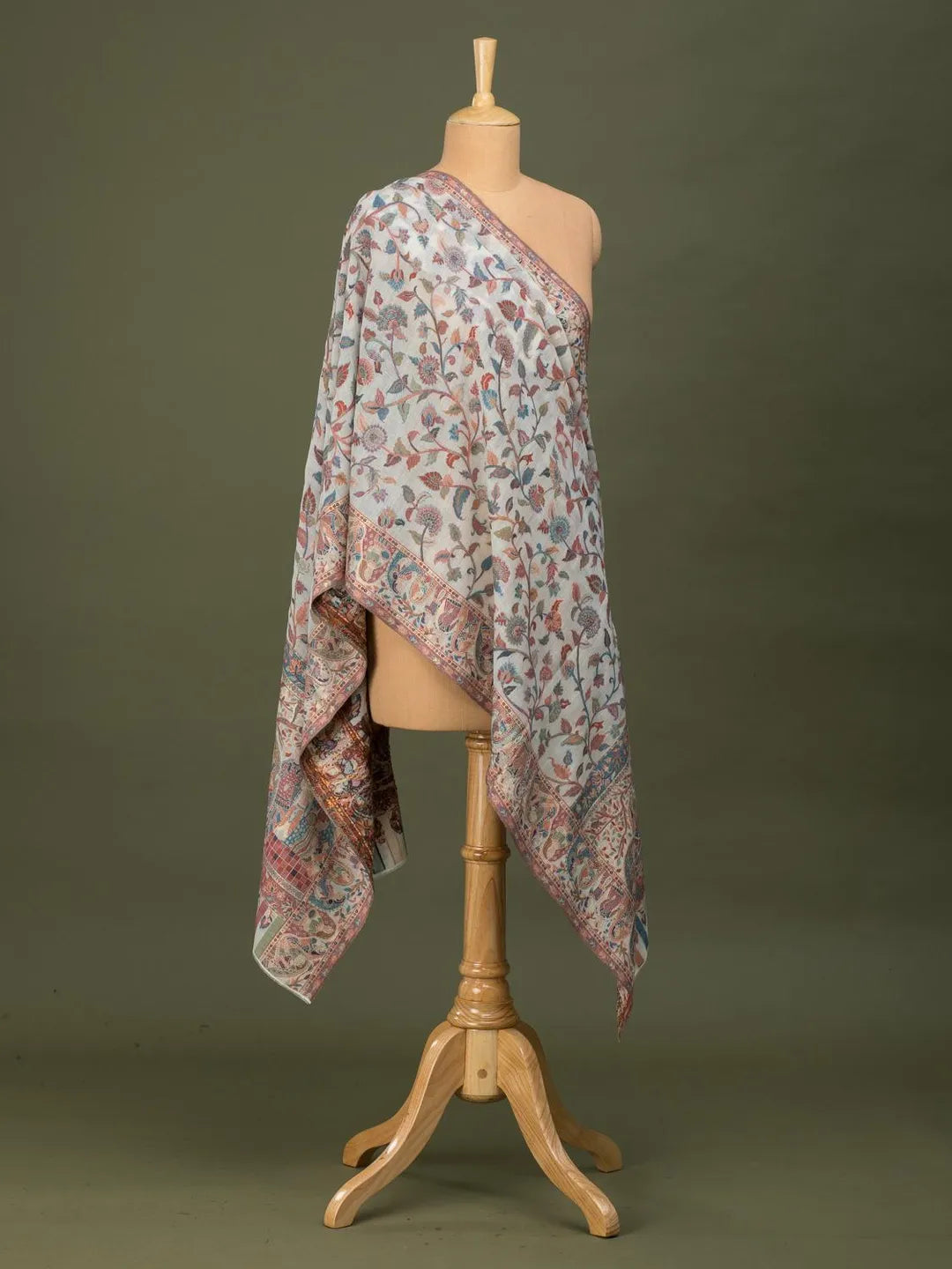 Elegant Shawl Wool Blend with Kaani Pattern in White