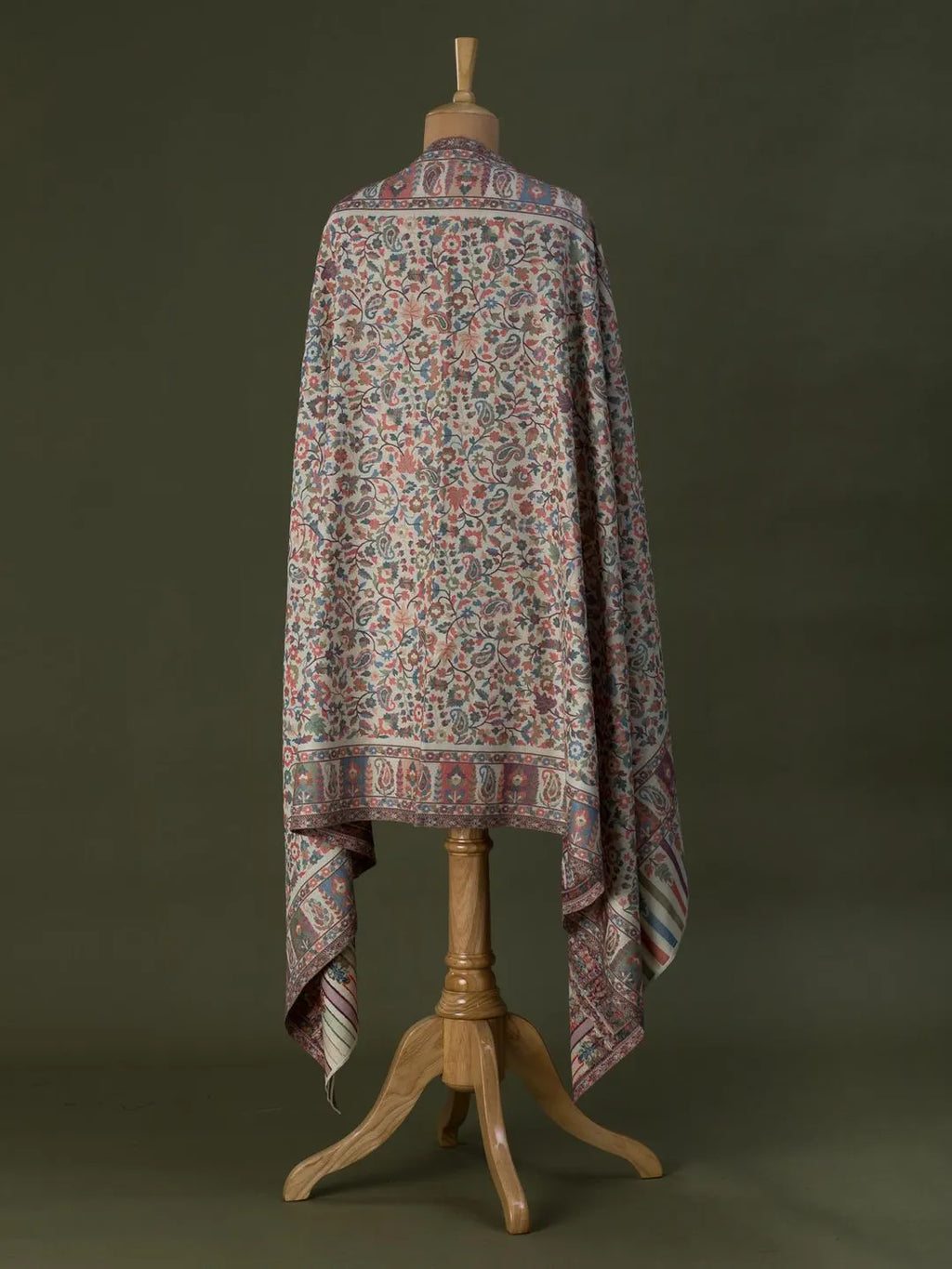 Classic Shawl Wool Blend with Kaani Pattern in Multi