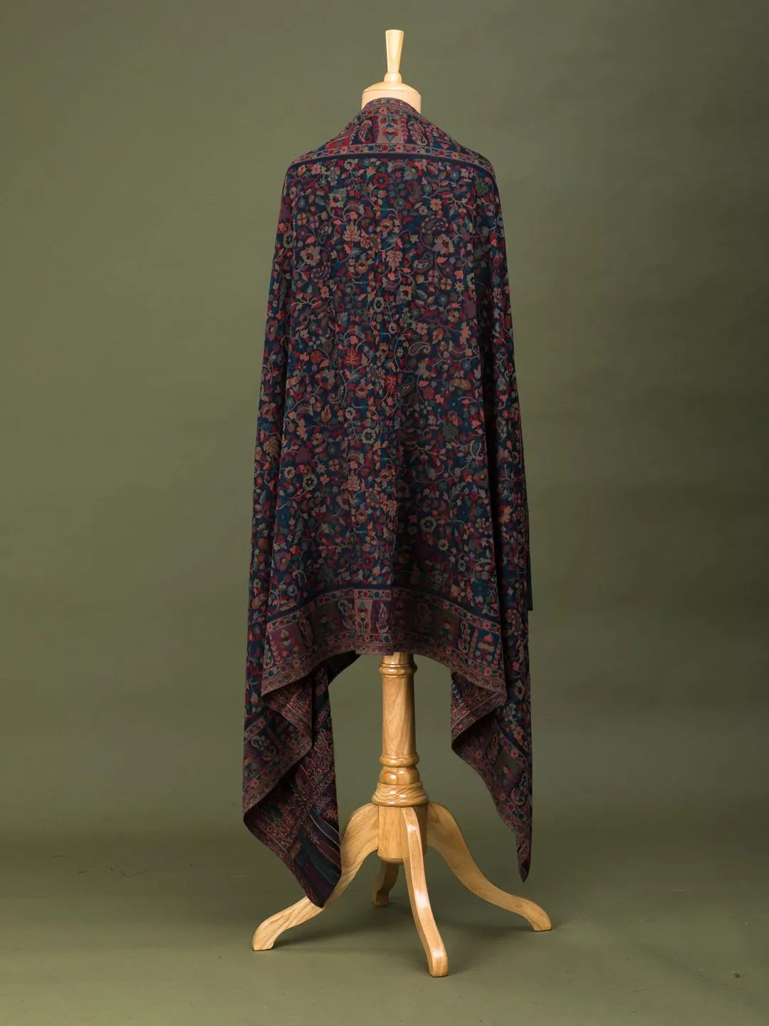 Classic Shawl Wool Blend with Kaani Pattern in Blue