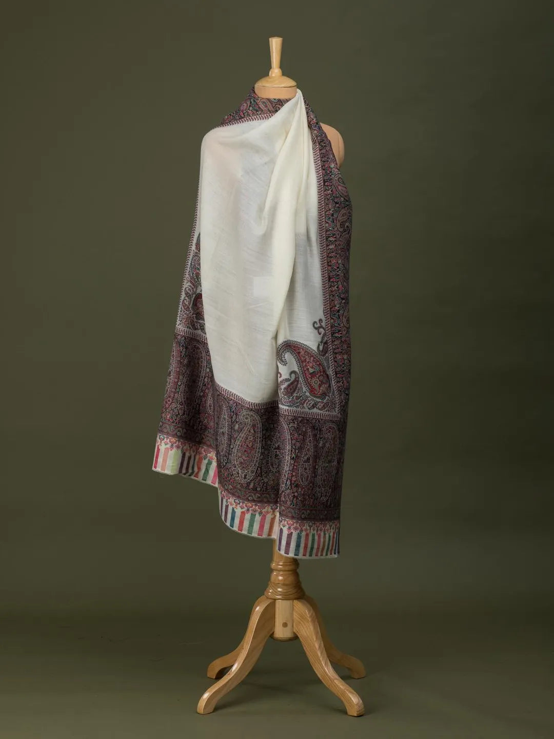 Classic Shawl Wool Blend with Kaani Pattern in White