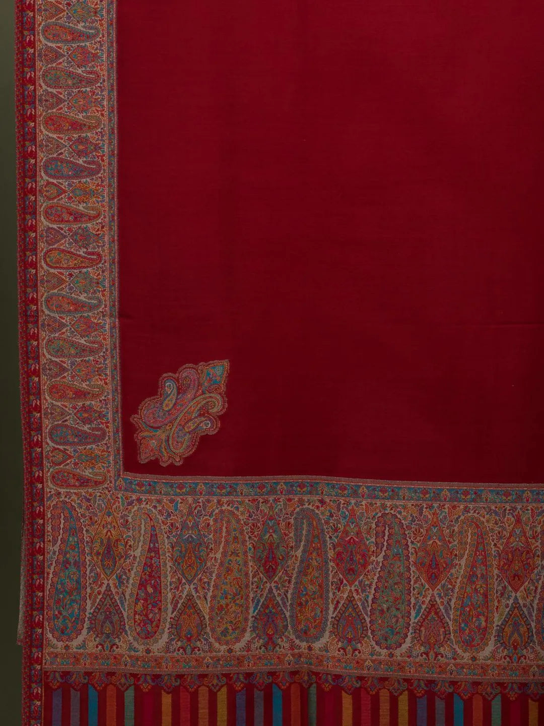 Elegant Shawl Wool Blend with Kaani Pattern in Red