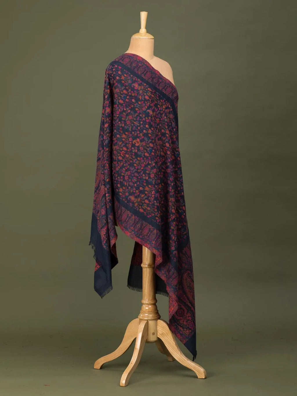 Chic Stole Wool Blend with Jaal Pattern in Blue