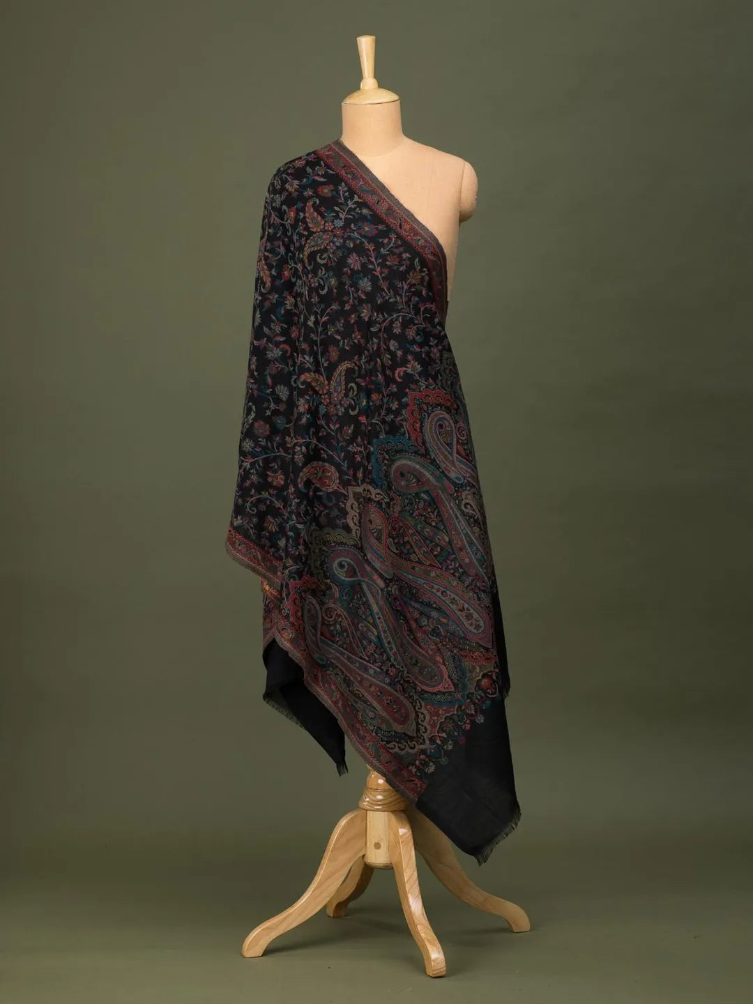 Elegant Stole Wool Blend with Jaal With Zari Pattern in Black