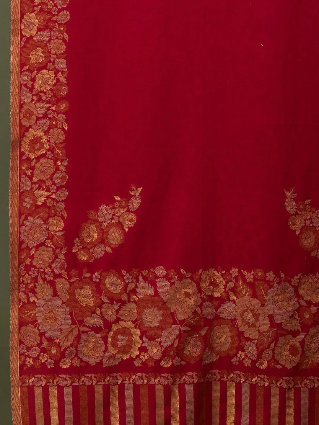 Elegant Stole Wool Blend with Jacquard Pattern in Red
