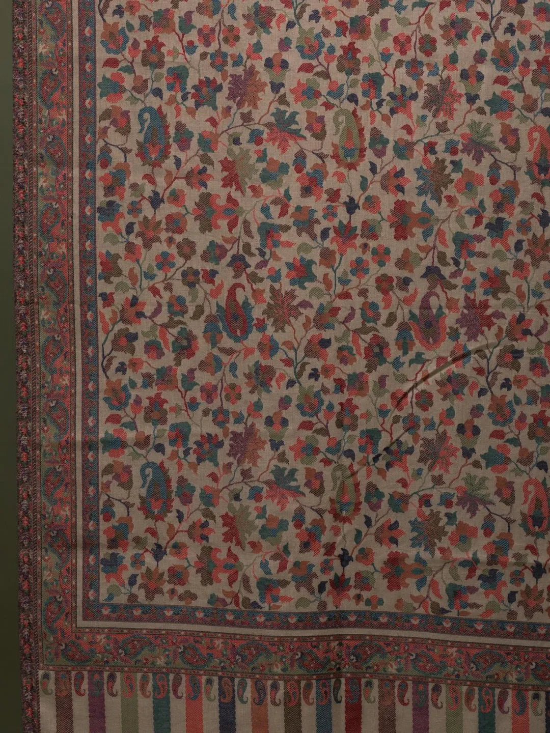 Chic Stole Wool Blend with Kaani Pattern in Beige