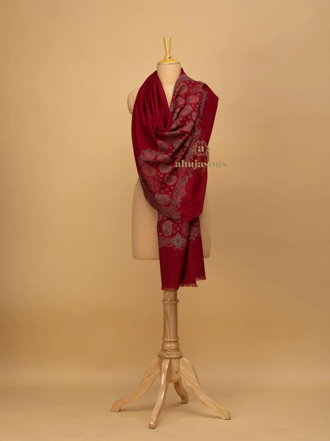 Chic Stole Wool Blend with Palla Pattern in Maroon