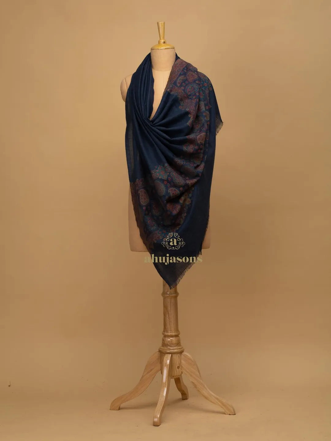 Elegant Shawl Wool Blend with Palla Pattern in Multi