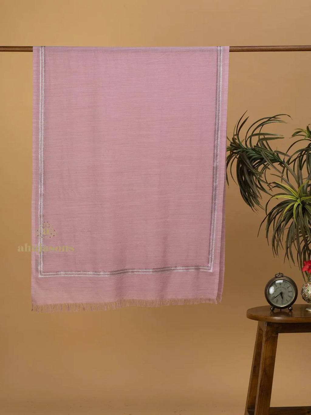 Chic Stole Wool Blend with Dobby Pattern in Pink