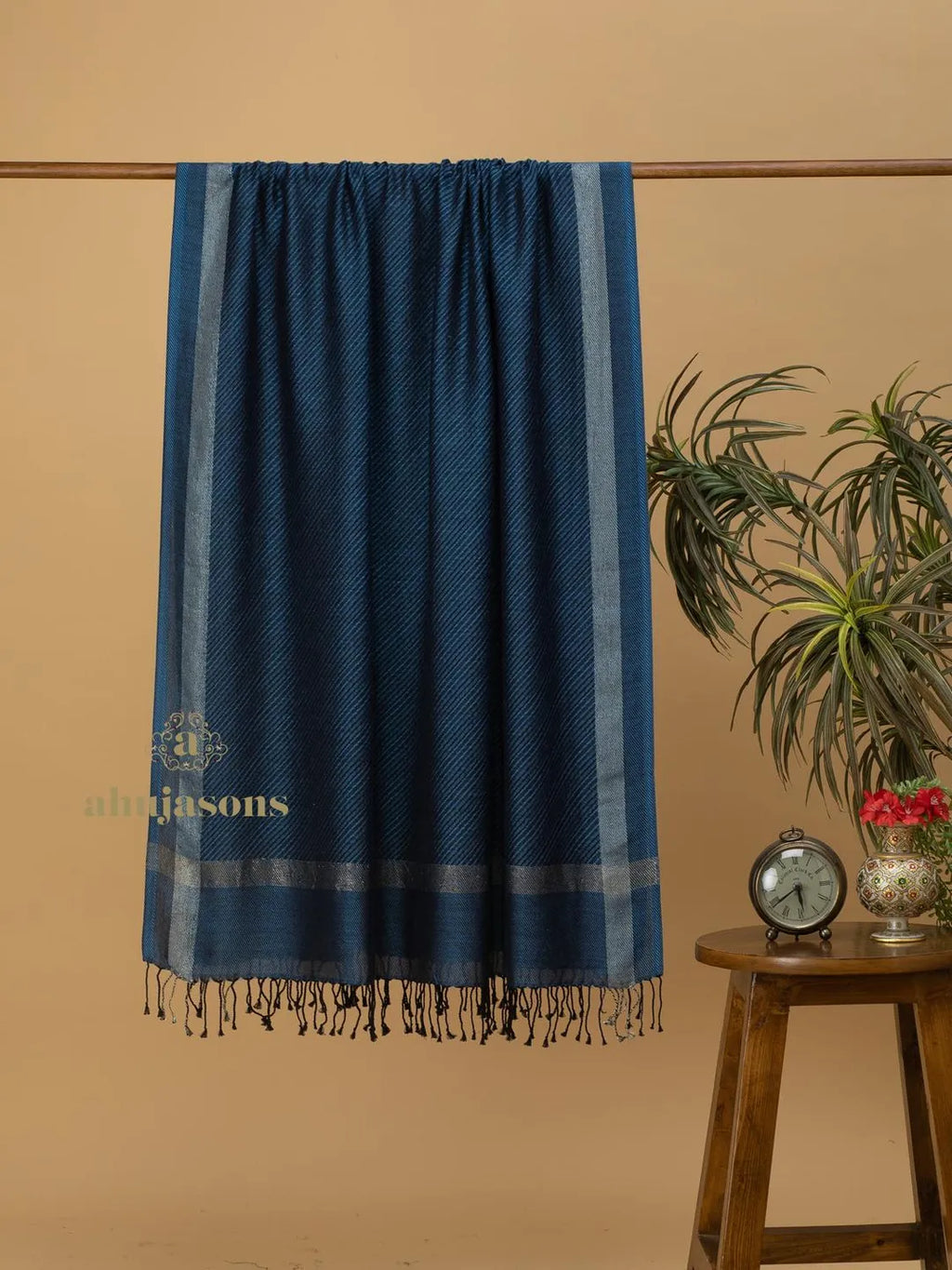 Elegant Shawl Wool Blend with Kaani Pattern in Multi