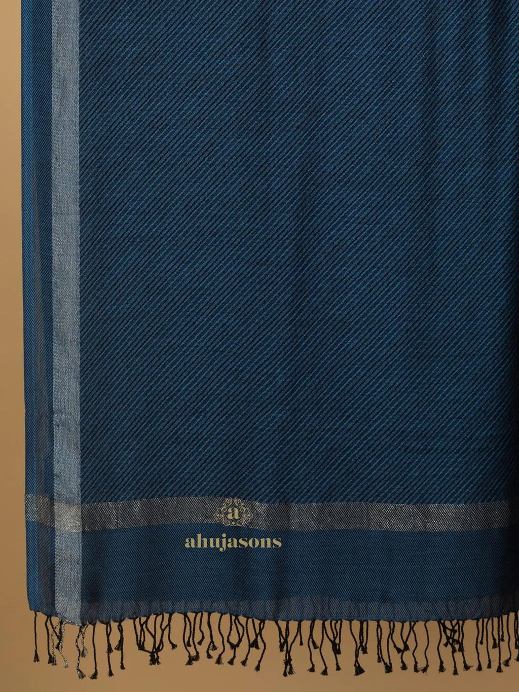 Elegant Shawl Wool Blend with Kaani Pattern in Multi