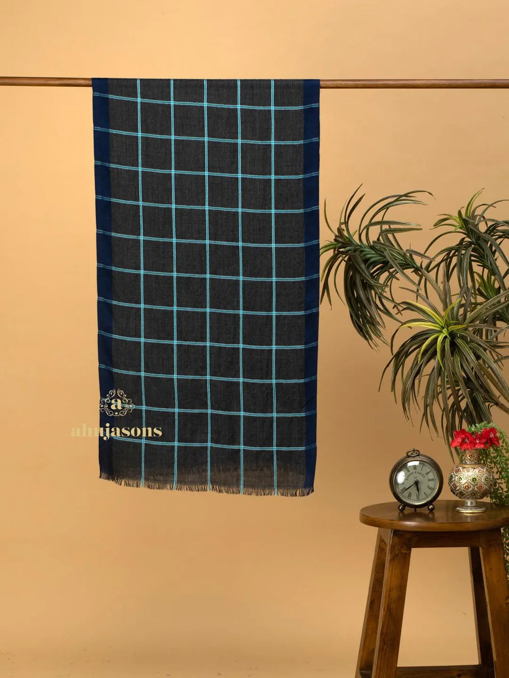 Elegant Stole Wool Blend with Dobby Pattern in Black