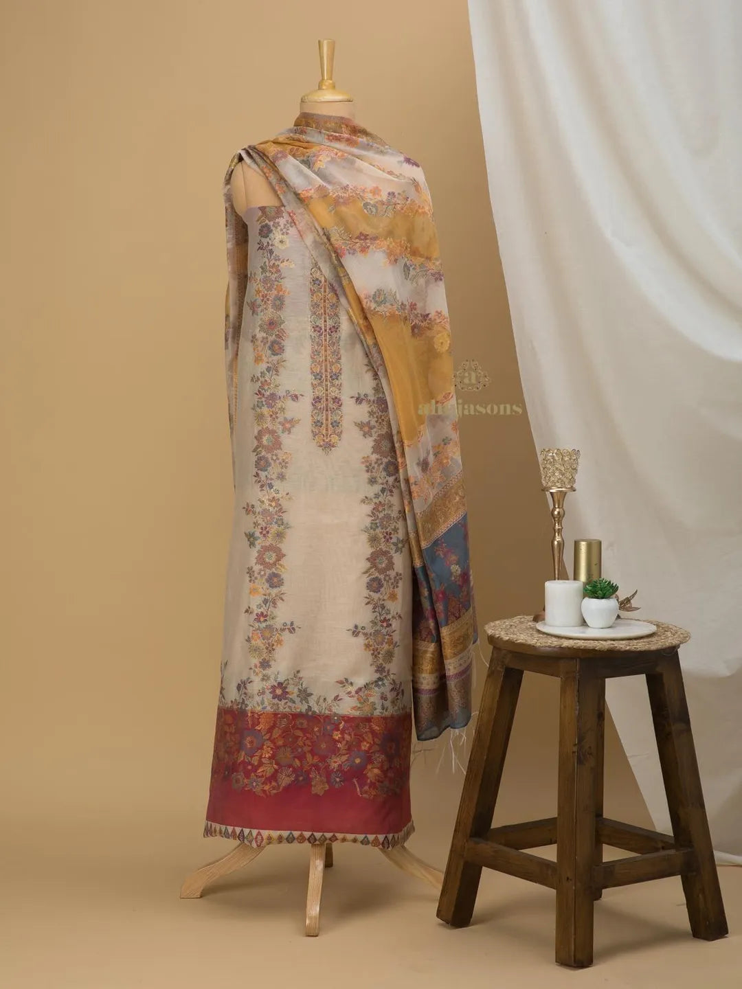 Cotton Silk Suit With Zari Weaving