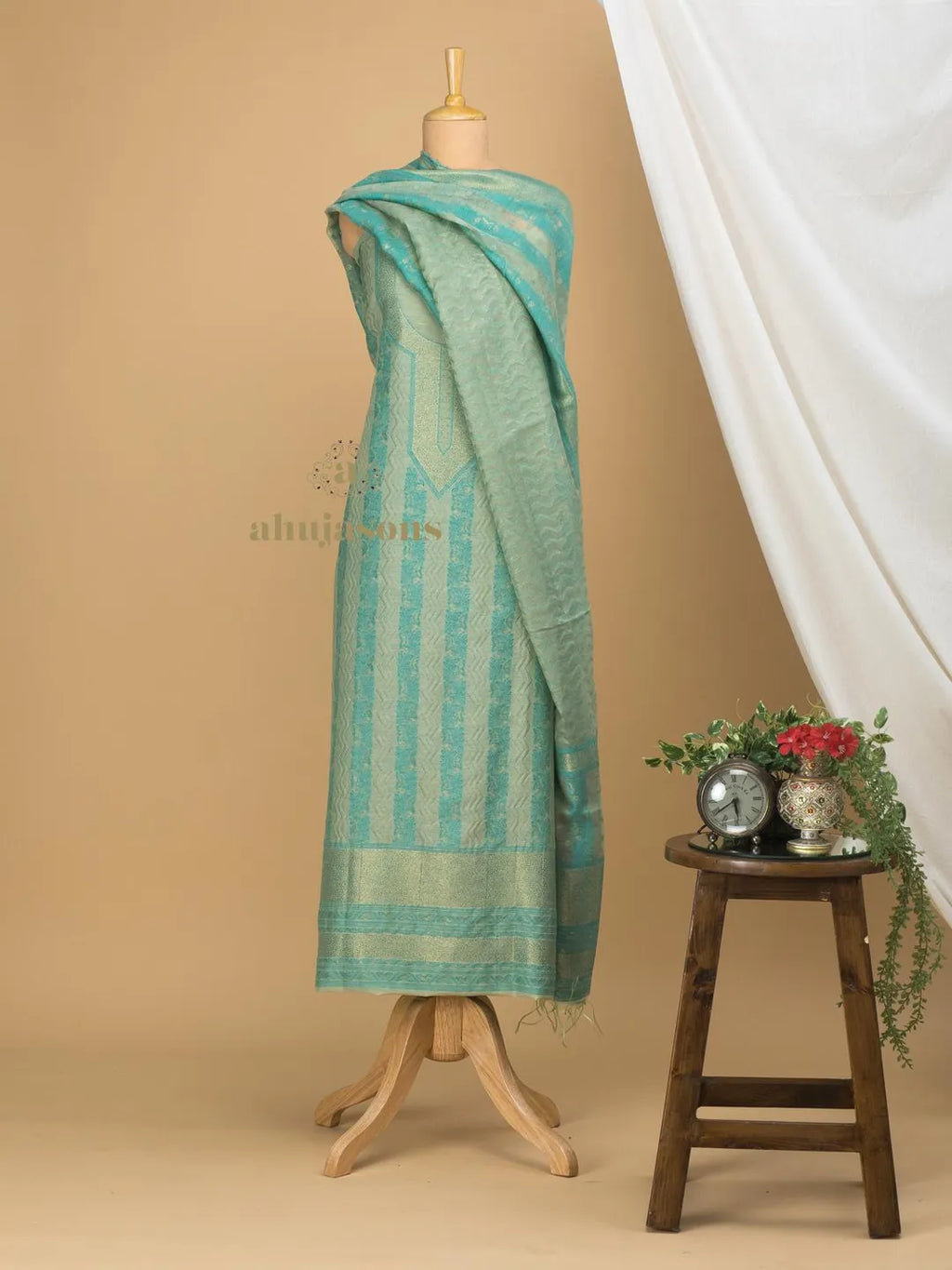 Cotton Silk Suit With Zari Weaving