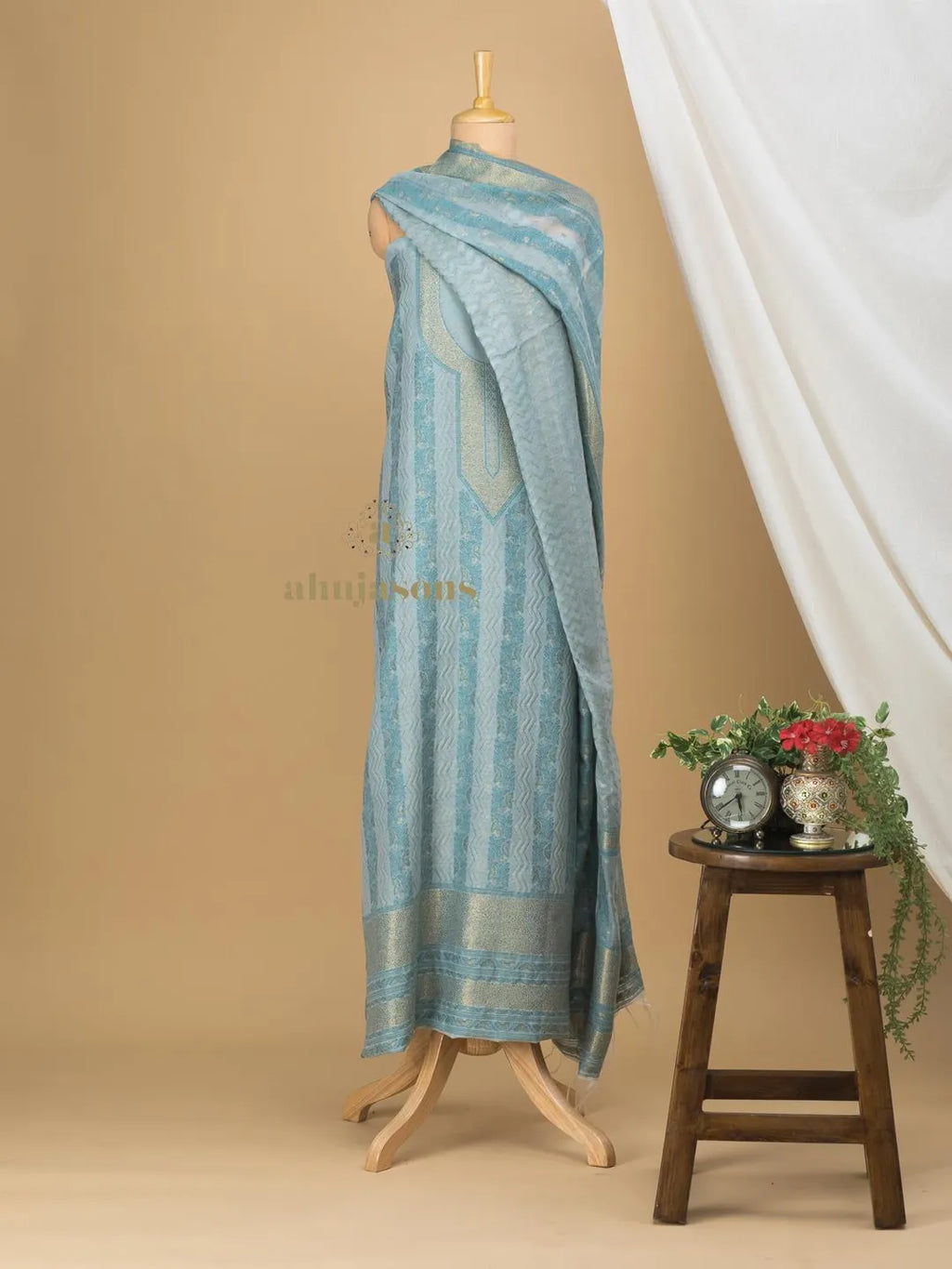 Cotton Silk Suit With Zari Weaving