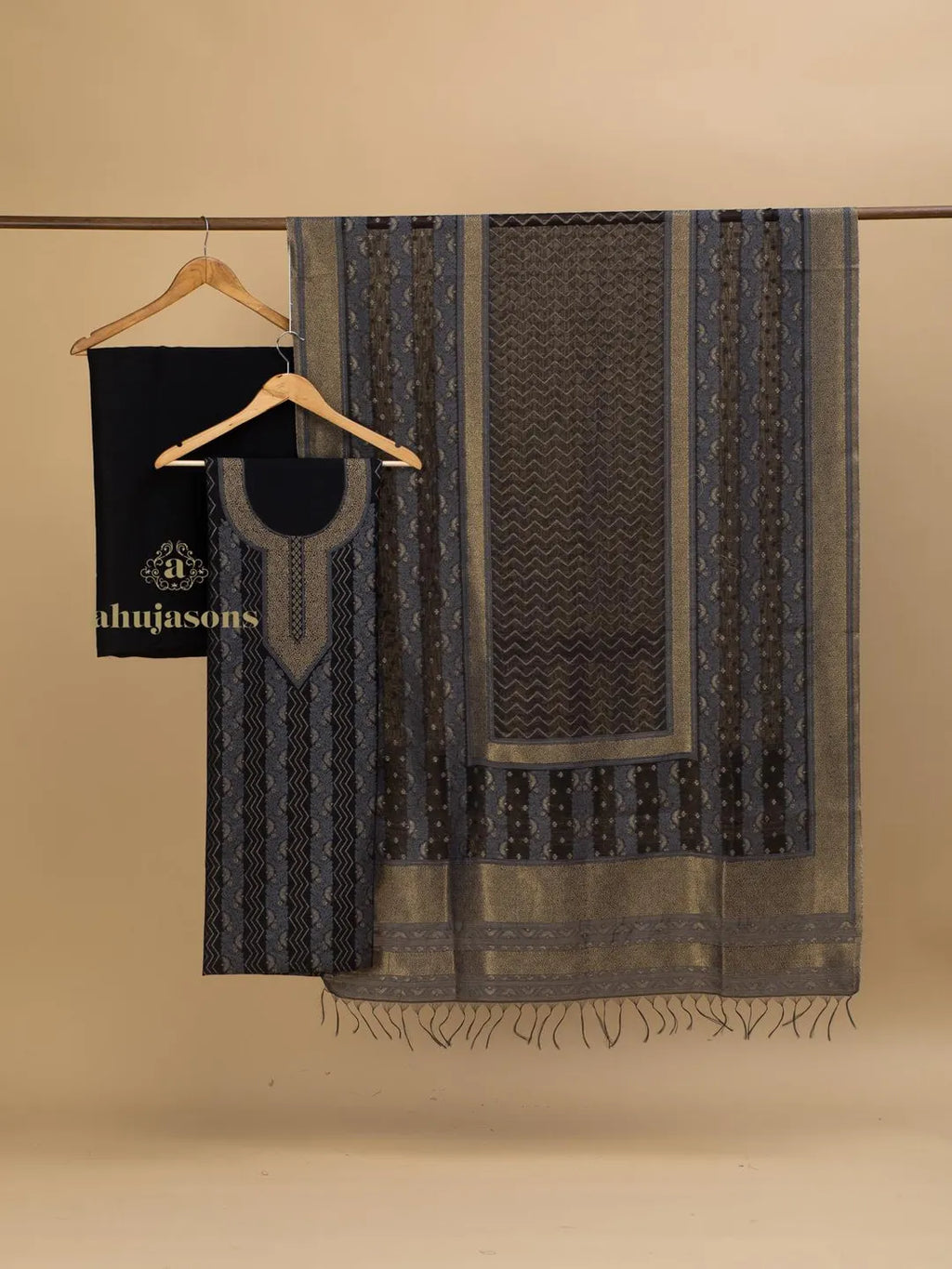 Cotton Silk Suit With Zari Weaving