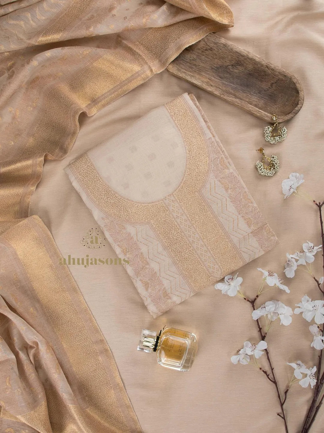 Cotton Silk Suit With Zari Weaving