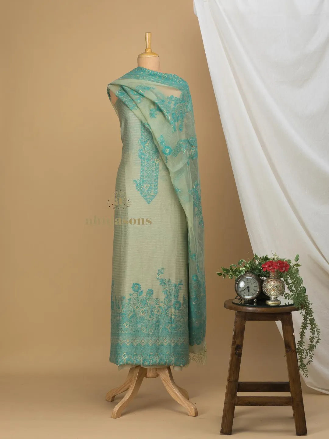 Cotton Silk Suit With Zari Weaving