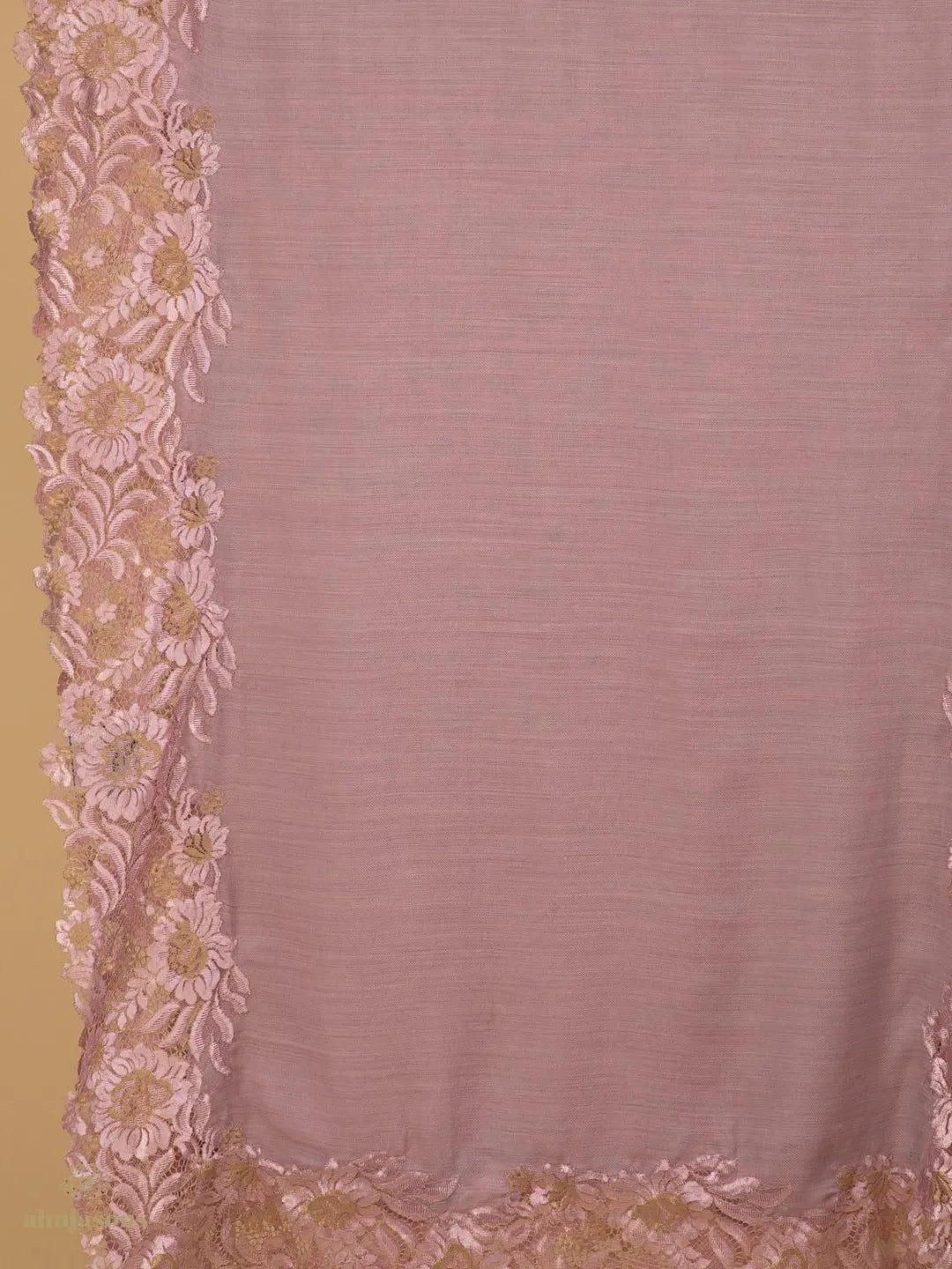 Chic Stole Wool Blend with Dobby Pattern in Pink