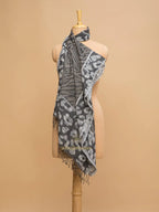 Elegant Stole Wool Blend with Jacquard Pattern in Multi