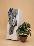 Chic Stole Wool Blend with Jacquard Pattern in Multi